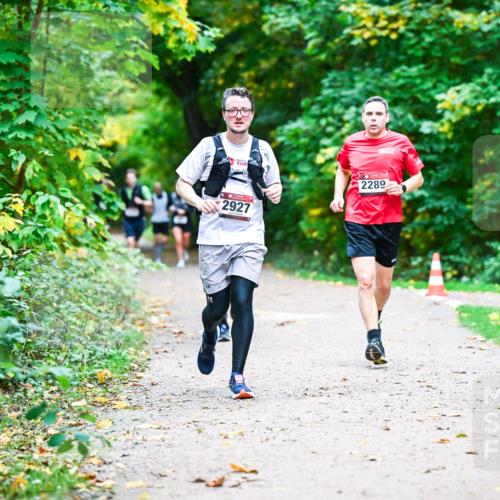 12.10.2025 - Bramfelder Halbmarathon 2025 Dr. Thomas Lammeyer http://msf.ph/oto/9348436 12.10.2025 10:27:21 Laufen 2927, 2289 meine-sportfotos.de