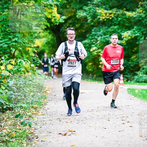 12.10.2025 - Bramfelder Halbmarathon 2025 Dr. Thomas Lammeyer http://msf.ph/oto/9348440 12.10.2025 10:27:22 Laufen 2927, 2289 meine-sportfotos.de