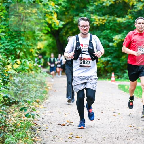 12.10.2025 - Bramfelder Halbmarathon 2025 Dr. Thomas Lammeyer http://msf.ph/oto/9348451 12.10.2025 10:27:23 Laufen 2927, 2289 meine-sportfotos.de