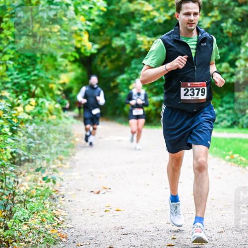 12.10.2025 - Bramfelder Halbmarathon 2025 Dr. Thomas Lammeyer http://msf.ph/oto/9348488 12.10.2025 10:27:32 Laufen 2379, 0 meine-sportfotos.de
