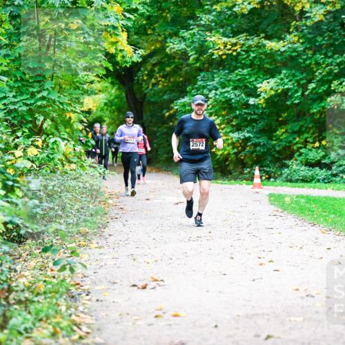 12.10.2025 - Bramfelder Halbmarathon 2025 Dr. Thomas Lammeyer http://msf.ph/oto/9348530 12.10.2025 10:27:42 Laufen 2253, 2572 meine-sportfotos.de