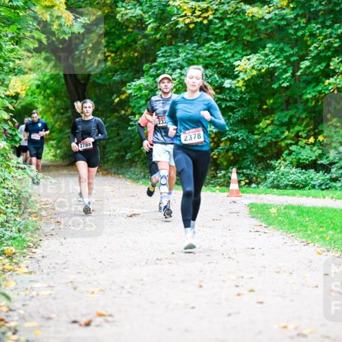12.10.2025 - Bramfelder Halbmarathon 2025 Dr. Thomas Lammeyer http://msf.ph/oto/9348612 12.10.2025 10:27:57 Laufen 2785, 232, 2378 meine-sportfotos.de