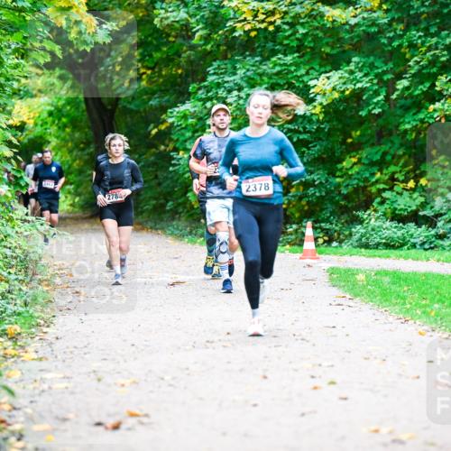 12.10.2025 - Bramfelder Halbmarathon 2025 Dr. Thomas Lammeyer http://msf.ph/oto/9348613 12.10.2025 10:27:57 Laufen 2462, 278, 2378 meine-sportfotos.de