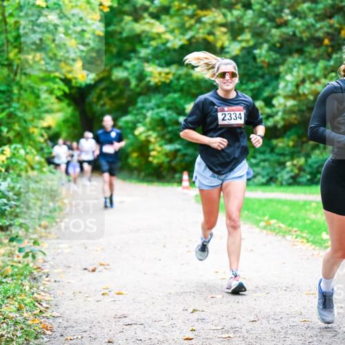 12.10.2025 - Bramfelder Halbmarathon 2025 Dr. Thomas Lammeyer http://msf.ph/oto/9348646 12.10.2025 10:28:04 Laufen 2334, 275 meine-sportfotos.de