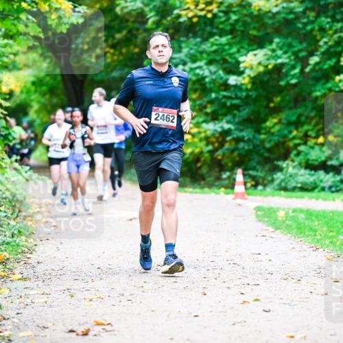 12.10.2025 - Bramfelder Halbmarathon 2025 Dr. Thomas Lammeyer http://msf.ph/oto/9348655 12.10.2025 10:28:06 Laufen 2462 meine-sportfotos.de