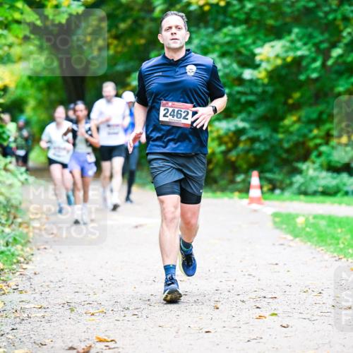 12.10.2025 - Bramfelder Halbmarathon 2025 Dr. Thomas Lammeyer http://msf.ph/oto/9348658 12.10.2025 10:28:07 Laufen 2462 meine-sportfotos.de