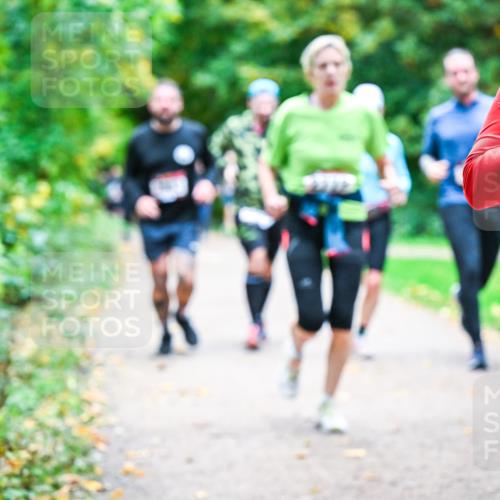 12.10.2025 - Bramfelder Halbmarathon 2025 Dr. Thomas Lammeyer http://msf.ph/oto/9348729 12.10.2025 10:28:22 Laufen 2 meine-sportfotos.de