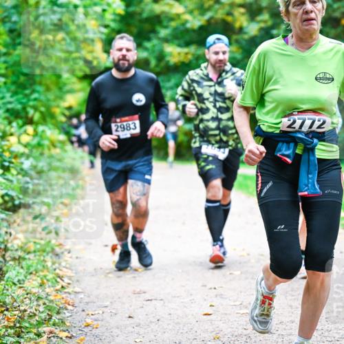 12.10.2025 - Bramfelder Halbmarathon 2025 Dr. Thomas Lammeyer http://msf.ph/oto/9348732 12.10.2025 10:28:22 Laufen 2983, 2772, 2239 meine-sportfotos.de