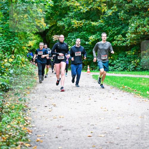 12.10.2025 - Bramfelder Halbmarathon 2025 Dr. Thomas Lammeyer http://msf.ph/oto/9348747 12.10.2025 10:28:27 Laufen 2996, 2744, 2220, 2185 meine-sportfotos.de