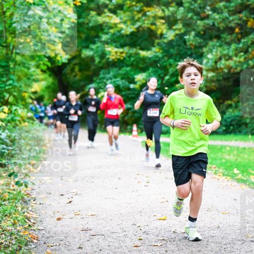12.10.2025 - Bramfelder Halbmarathon 2025 Dr. Thomas Lammeyer http://msf.ph/oto/9348881 12.10.2025 10:28:54 Laufen 3341 meine-sportfotos.de