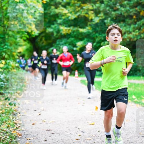 12.10.2025 - Bramfelder Halbmarathon 2025 Dr. Thomas Lammeyer http://msf.ph/oto/9348884 12.10.2025 10:28:55 Laufen  meine-sportfotos.de