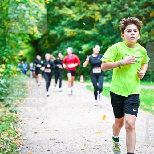 12.10.2025 - Bramfelder Halbmarathon 2025 Dr. Thomas Lammeyer http://msf.ph/oto/9348885 12.10.2025 10:28:55 Laufen  meine-sportfotos.de