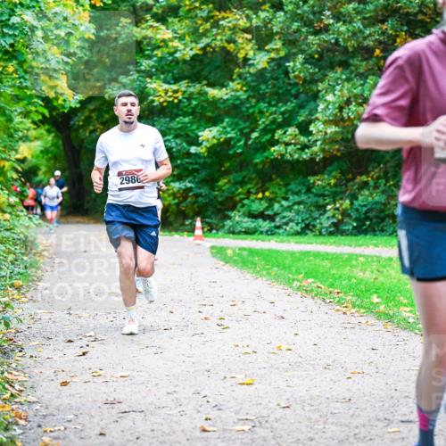 12.10.2025 - Bramfelder Halbmarathon 2025 Dr. Thomas Lammeyer http://msf.ph/oto/9348977 12.10.2025 10:29:10 Laufen 2986, 81 meine-sportfotos.de