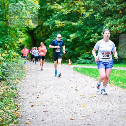 12.10.2025 - Bramfelder Halbmarathon 2025 Dr. Thomas Lammeyer http://msf.ph/oto/9349010 12.10.2025 10:29:20 Laufen 2194, 2968 meine-sportfotos.de
