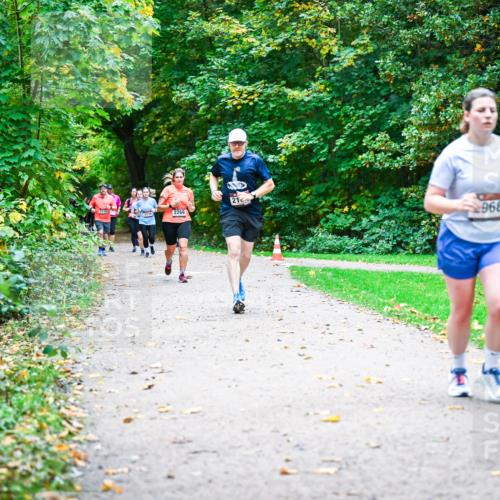 12.10.2025 - Bramfelder Halbmarathon 2025 Dr. Thomas Lammeyer http://msf.ph/oto/9349012 12.10.2025 10:29:20 Laufen 2269, 21, 968 meine-sportfotos.de