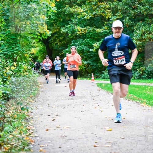 12.10.2025 - Bramfelder Halbmarathon 2025 Dr. Thomas Lammeyer http://msf.ph/oto/9349023 12.10.2025 10:29:23 Laufen 2234, 2269, 2194 meine-sportfotos.de
