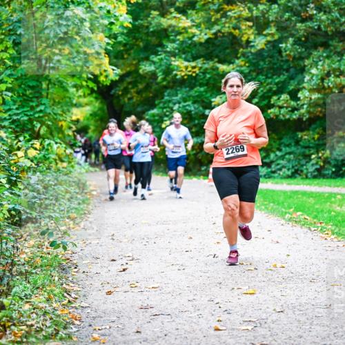 12.10.2025 - Bramfelder Halbmarathon 2025 Dr. Thomas Lammeyer http://msf.ph/oto/9349037 12.10.2025 10:29:25 Laufen 2269 meine-sportfotos.de