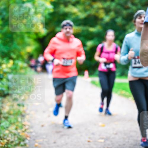 12.10.2025 - Bramfelder Halbmarathon 2025 Dr. Thomas Lammeyer http://msf.ph/oto/9349069 12.10.2025 10:29:31 Laufen  meine-sportfotos.de