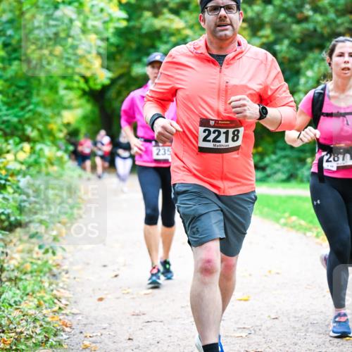 12.10.2025 - Bramfelder Halbmarathon 2025 Dr. Thomas Lammeyer http://msf.ph/oto/9349076 12.10.2025 10:29:32 Laufen 235, 2218, 287 meine-sportfotos.de