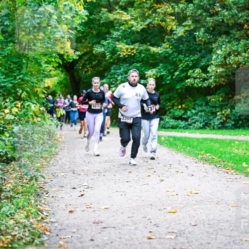 12.10.2025 - Bramfelder Halbmarathon 2025 Dr. Thomas Lammeyer http://msf.ph/oto/9349090 12.10.2025 10:29:37 Laufen 2815, 2360 meine-sportfotos.de