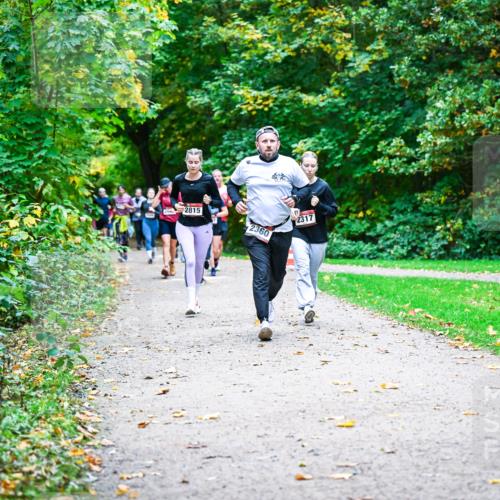 12.10.2025 - Bramfelder Halbmarathon 2025 Dr. Thomas Lammeyer http://msf.ph/oto/9349092 12.10.2025 10:29:37 Laufen 2815, 2360, 2317 meine-sportfotos.de