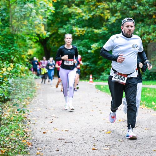 12.10.2025 - Bramfelder Halbmarathon 2025 Dr. Thomas Lammeyer http://msf.ph/oto/9349105 12.10.2025 10:29:39 Laufen 2815, 2360 meine-sportfotos.de