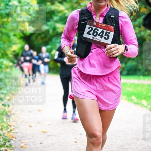 12.10.2025 - Bramfelder Halbmarathon 2025 Dr. Thomas Lammeyer http://msf.ph/oto/9349189 12.10.2025 10:29:53 Laufen 2645 meine-sportfotos.de