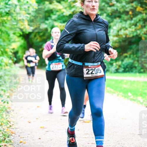 12.10.2025 - Bramfelder Halbmarathon 2025 Dr. Thomas Lammeyer http://msf.ph/oto/9349243 12.10.2025 10:30:04 Laufen 272, 2295 meine-sportfotos.de