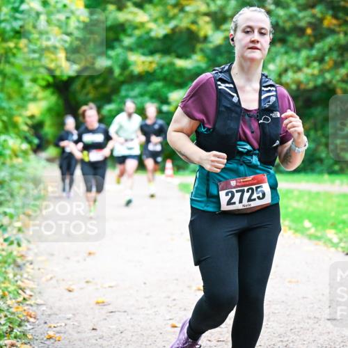 12.10.2025 - Bramfelder Halbmarathon 2025 Dr. Thomas Lammeyer http://msf.ph/oto/9349250 12.10.2025 10:30:06 Laufen 34, 2725 meine-sportfotos.de
