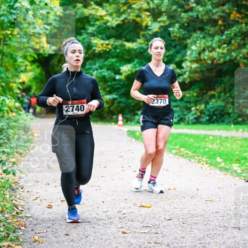 12.10.2025 - Bramfelder Halbmarathon 2025 Dr. Thomas Lammeyer http://msf.ph/oto/9349282 12.10.2025 10:30:11 Laufen 0, 2370, 2740 meine-sportfotos.de