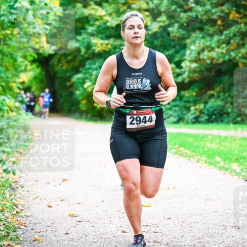 12.10.2025 - Bramfelder Halbmarathon 2025 Dr. Thomas Lammeyer http://msf.ph/oto/9349299 12.10.2025 10:30:14 Laufen 2944 meine-sportfotos.de