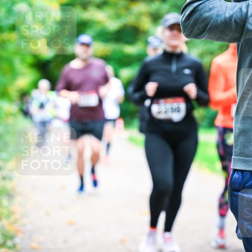 12.10.2025 - Bramfelder Halbmarathon 2025 Dr. Thomas Lammeyer http://msf.ph/oto/9349349 12.10.2025 10:30:31 Laufen  meine-sportfotos.de