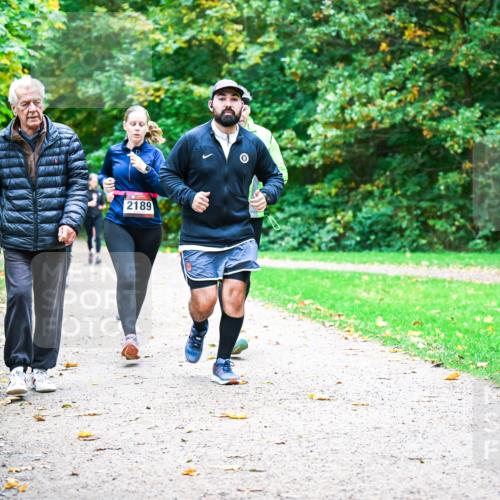 12.10.2025 - Bramfelder Halbmarathon 2025 Dr. Thomas Lammeyer http://msf.ph/oto/9349458 12.10.2025 10:30:53 Laufen 2189 meine-sportfotos.de