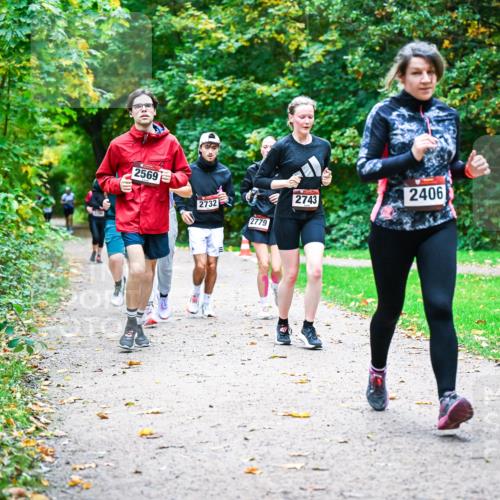 12.10.2025 - Bramfelder Halbmarathon 2025 Dr. Thomas Lammeyer http://msf.ph/oto/9349530 12.10.2025 10:31:07 Laufen 2569, 2406, 2743, 2732, 2779 meine-sportfotos.de