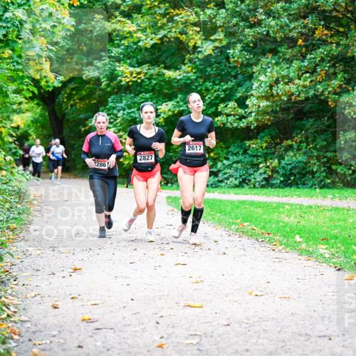 12.10.2025 - Bramfelder Halbmarathon 2025 Dr. Thomas Lammeyer http://msf.ph/oto/9349554 12.10.2025 10:31:13 Laufen 2286, 2827, 2617 meine-sportfotos.de