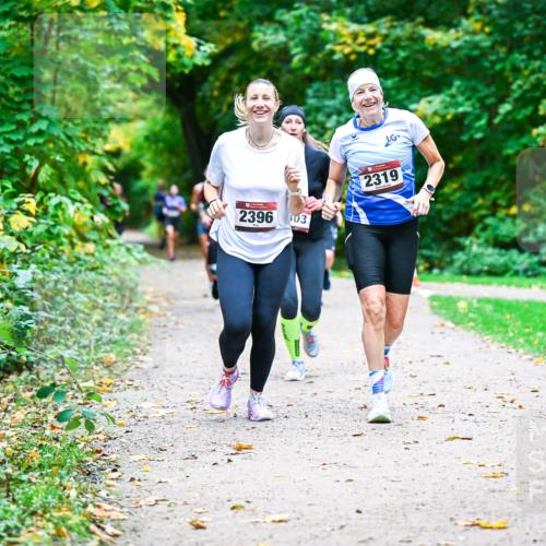 12.10.2025 - Bramfelder Halbmarathon 2025 Dr. Thomas Lammeyer http://msf.ph/oto/9349599 12.10.2025 10:31:23 Laufen 2396, 03, 2319 meine-sportfotos.de