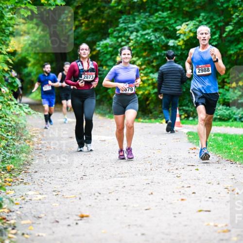 12.10.2025 - Bramfelder Halbmarathon 2025 Dr. Thomas Lammeyer http://msf.ph/oto/9349659 12.10.2025 10:31:35 Laufen 2873, 879, 2988 meine-sportfotos.de