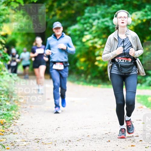 12.10.2025 - Bramfelder Halbmarathon 2025 Dr. Thomas Lammeyer http://msf.ph/oto/9349742 12.10.2025 10:31:50 Laufen  meine-sportfotos.de