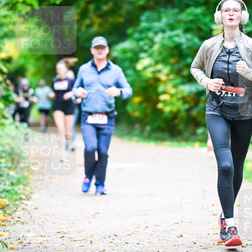 12.10.2025 - Bramfelder Halbmarathon 2025 Dr. Thomas Lammeyer http://msf.ph/oto/9349746 12.10.2025 10:31:51 Laufen  meine-sportfotos.de