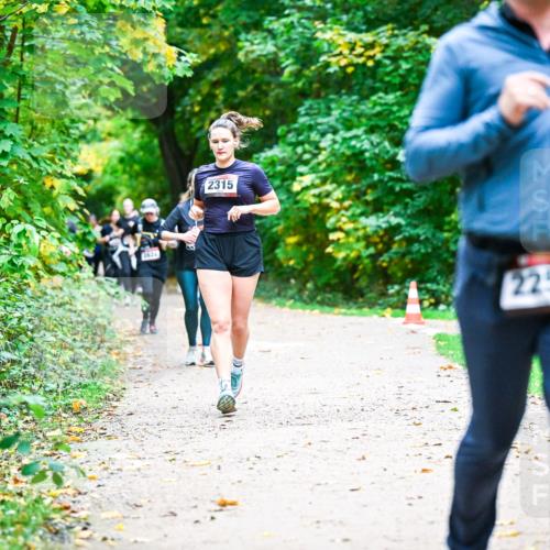 12.10.2025 - Bramfelder Halbmarathon 2025 Dr. Thomas Lammeyer http://msf.ph/oto/9349765 12.10.2025 10:31:55 Laufen 2315, 2250 meine-sportfotos.de
