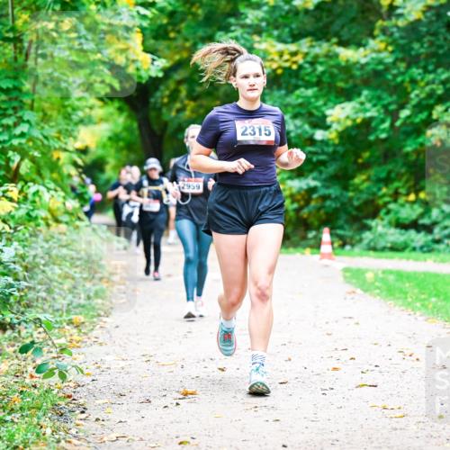 12.10.2025 - Bramfelder Halbmarathon 2025 Dr. Thomas Lammeyer http://msf.ph/oto/9349775 12.10.2025 10:31:57 Laufen 2959, 2315 meine-sportfotos.de