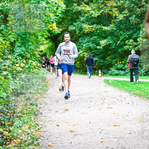 12.10.2025 - Bramfelder Halbmarathon 2025 Dr. Thomas Lammeyer http://msf.ph/oto/9349878 12.10.2025 10:32:15 Laufen 2789, 26 meine-sportfotos.de