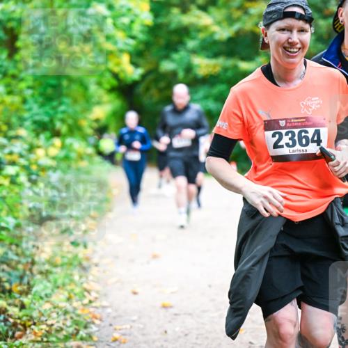 12.10.2025 - Bramfelder Halbmarathon 2025 Dr. Thomas Lammeyer http://msf.ph/oto/9349991 12.10.2025 10:32:32 Laufen 34, 2364, 284 meine-sportfotos.de