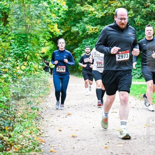 12.10.2025 - Bramfelder Halbmarathon 2025 Dr. Thomas Lammeyer http://msf.ph/oto/9350008 12.10.2025 10:32:35 Laufen 2973, 273, 2376, 2367, 00 meine-sportfotos.de