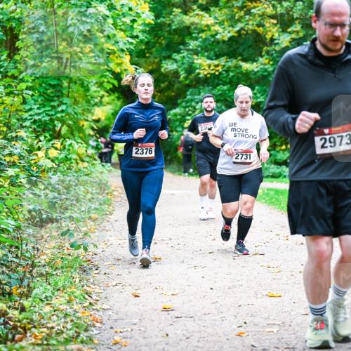 12.10.2025 - Bramfelder Halbmarathon 2025 Dr. Thomas Lammeyer http://msf.ph/oto/9350012 12.10.2025 10:32:35 Laufen 2376, 2367, 2731, 2973 meine-sportfotos.de