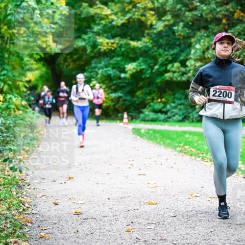 12.10.2025 - Bramfelder Halbmarathon 2025 Dr. Thomas Lammeyer http://msf.ph/oto/9350111 12.10.2025 10:32:57 Laufen 2200 meine-sportfotos.de