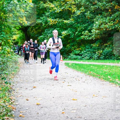 12.10.2025 - Bramfelder Halbmarathon 2025 Dr. Thomas Lammeyer http://msf.ph/oto/9350120 12.10.2025 10:32:59 Laufen 2806 meine-sportfotos.de