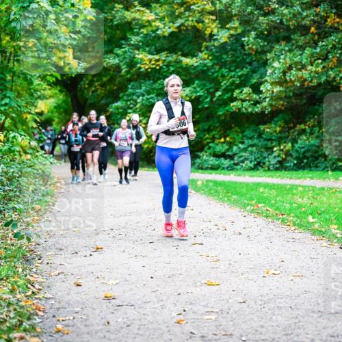 12.10.2025 - Bramfelder Halbmarathon 2025 Dr. Thomas Lammeyer http://msf.ph/oto/9350124 12.10.2025 10:33:00 Laufen 506 meine-sportfotos.de