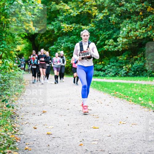 12.10.2025 - Bramfelder Halbmarathon 2025 Dr. Thomas Lammeyer http://msf.ph/oto/9350127 12.10.2025 10:33:00 Laufen 2806 meine-sportfotos.de