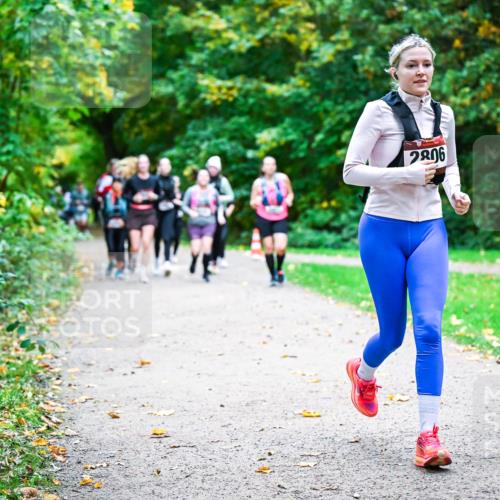 12.10.2025 - Bramfelder Halbmarathon 2025 Dr. Thomas Lammeyer http://msf.ph/oto/9350136 12.10.2025 10:33:01 Laufen 2806 meine-sportfotos.de